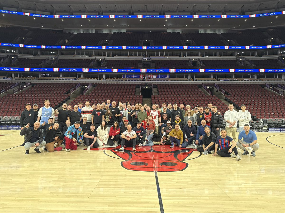 70 OSÓB Z POLSKI NA PARKIECIE LEGENDARNYCH CHICAGO BULLS! 🤯🔥

W przyszłym roku szykujemy sporo niespodzianek we współpracy z <a href="/chicagobulls/">Chicago Bulls</a> 😎