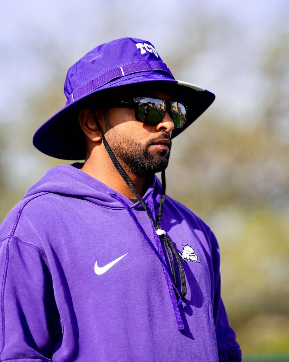 Sam Khan Jr. (@skhanjr) on Twitter photo North Texas is hiring Raj Murti as its football general manager, a source confirmed to <a href="/TheAthletic/">The Athletic</a>.
Murti, 23, will be one of the youngest GMs in college football. He spent the last year at TCU, as assistant director of player personnel. Owen Chandler, who was hired as Northern North Texas is hiring Raj Murti as its football general manager, a source confirmed to <a href="/TheAthletic/">The Athletic</a>.
Murti, 23, will be one of the youngest GMs in college football. He spent the last year at TCU, as assistant director of player personnel. Owen Chandler, who was hired as Northern