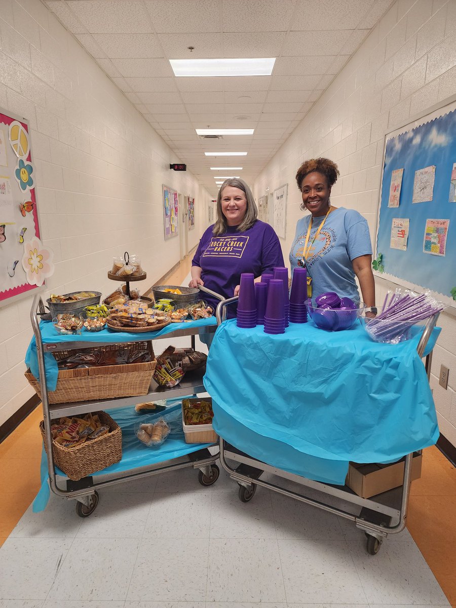 Our AMAZING Admin had us "Fill Our Cups" on the last day before spring break! My cup and my heart are filled💜 <a href="/AyannugaRCE/">Sonya Ayannuga</a> <a href="/RCE_HCS/">RCE_HCS</a> #GameChangers #WeAreRACERS