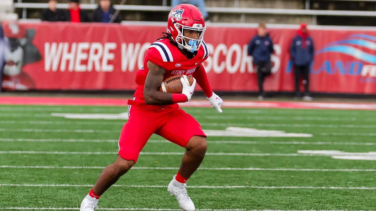 Jahvon “Vonnie” Wiggins1️⃣ (@jahvonwiggins) on Twitter photo After a great conversation with <a href="/CoachBCosh/">Billy Cosh</a> and <a href="/Matt_Oehl13/">Matt Oehl</a> I'm extremely blessed to receive another D1 offer from Stony Brook University I'd like to Thank God, my parents, Coach McCain, Coach Blount , Coach Marc my teammates and the entire Maury football <a href="/dyrri_mccain/">Dyrri McCain</a> After a great conversation with <a href="/CoachBCosh/">Billy Cosh</a> and <a href="/Matt_Oehl13/">Matt Oehl</a> I'm extremely blessed to receive another D1 offer from Stony Brook University I'd like to Thank God, my parents, Coach McCain, Coach Blount , Coach Marc my teammates and the entire Maury football <a href="/dyrri_mccain/">Dyrri McCain</a>