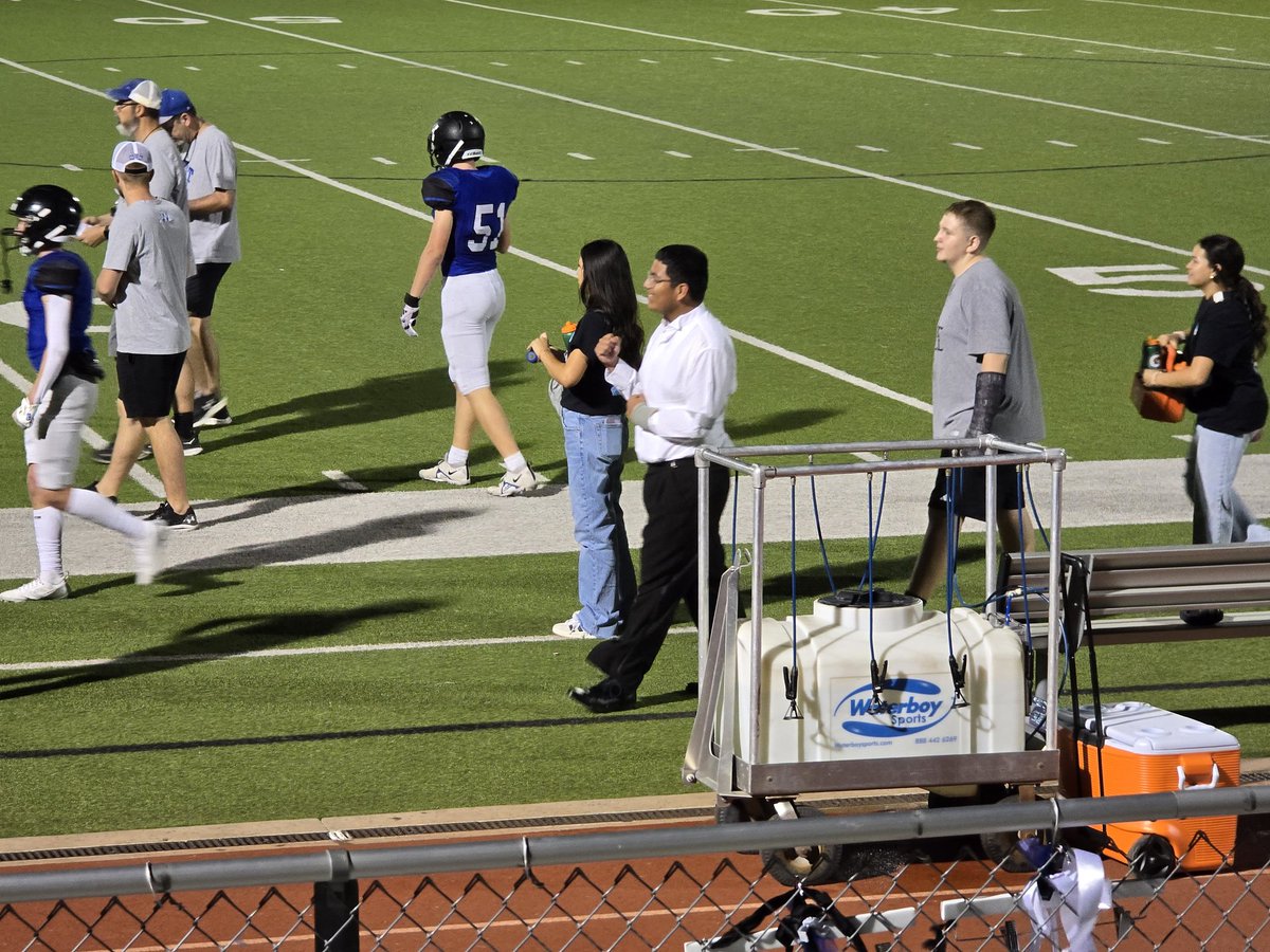 Meza_Sebatian09's tweet photo. When setbacks happen, you can either let them destroy you or let them strengthen you!....

After 4 months of being in recovery, I'm ready to get back into the football grind! 

#GodIsGood 🙏 #Meza #Lineman #Football 🏈 #Offence #RightGaurd #Defense #BNHS https://t.co/txof59SFhE