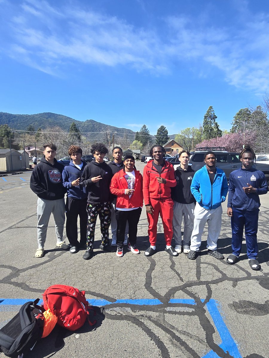 DeVon Hilliard tweet media