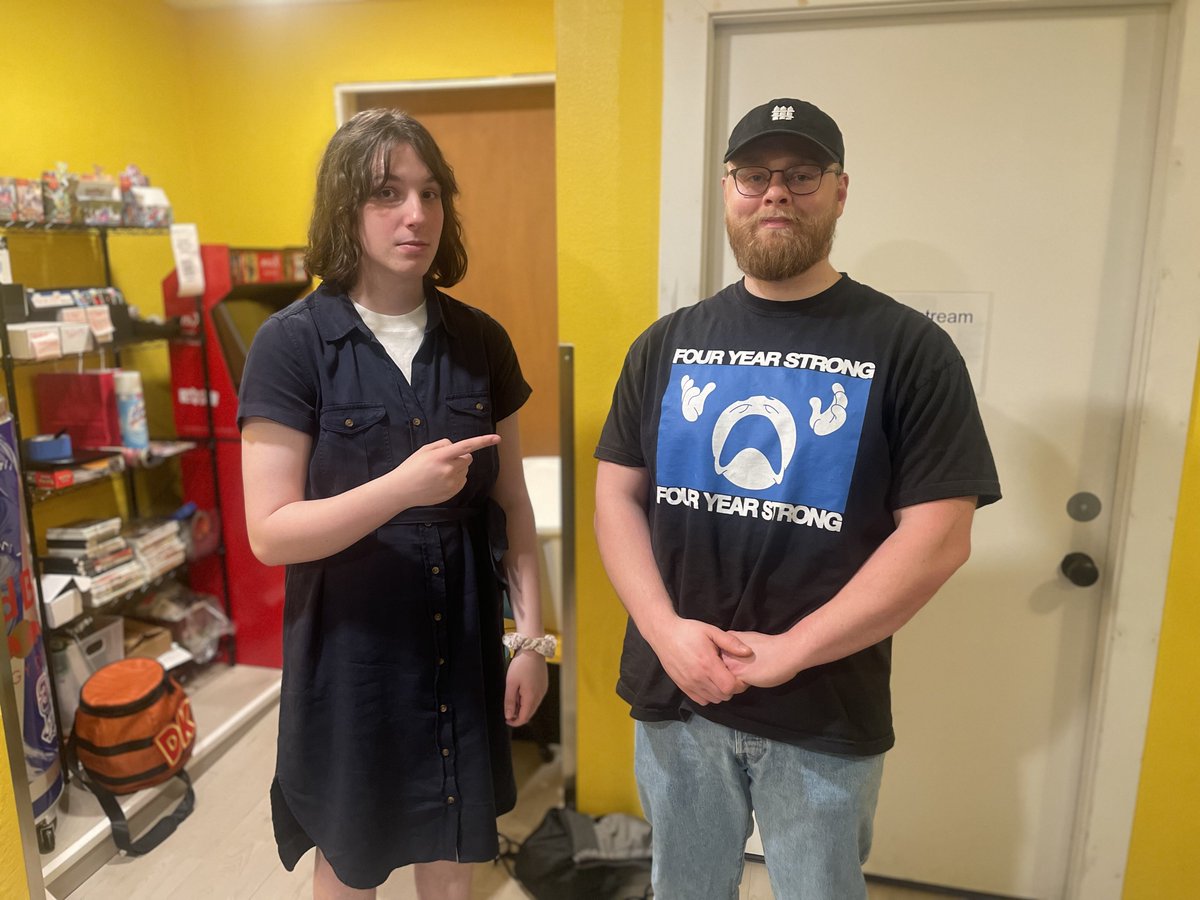 OlyTRC's tweet photo. Results from ULTIMATE THURSDAY #183!

SINGLES:
1 @charlied_ssb 
2 @ShweepyS 
3 @crooks_ssb 
4 @Lmn_ssbu 
5 @SuperBlanketMan 
5 Flame
7 @Axellent8 
7 the bankster

RANDOM MEGA SMASH:
1 @charlied_ssb 
2 @ShweepyS 
3 @Axellent8 

REDEMPTION:
1 @TrystanLeoppard 
2 @thejaneflowers https://t.co/O3Ib8LBUSZ