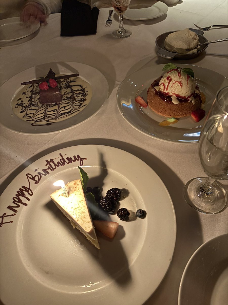 anything4danii's tweet image. #blessed #ariesszn 🎀 #springbaby 🪷🌸🪻