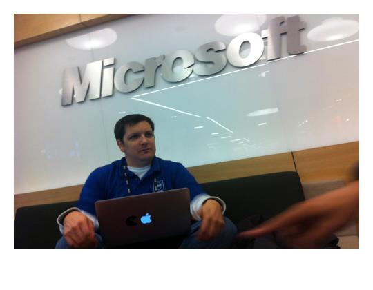 MarceloRivero's tweet image. Happy 50th birthday, @Microsoft! 🥳 

#Microsoft50