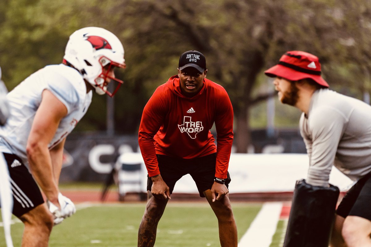 DontPanic™♚ tweet media