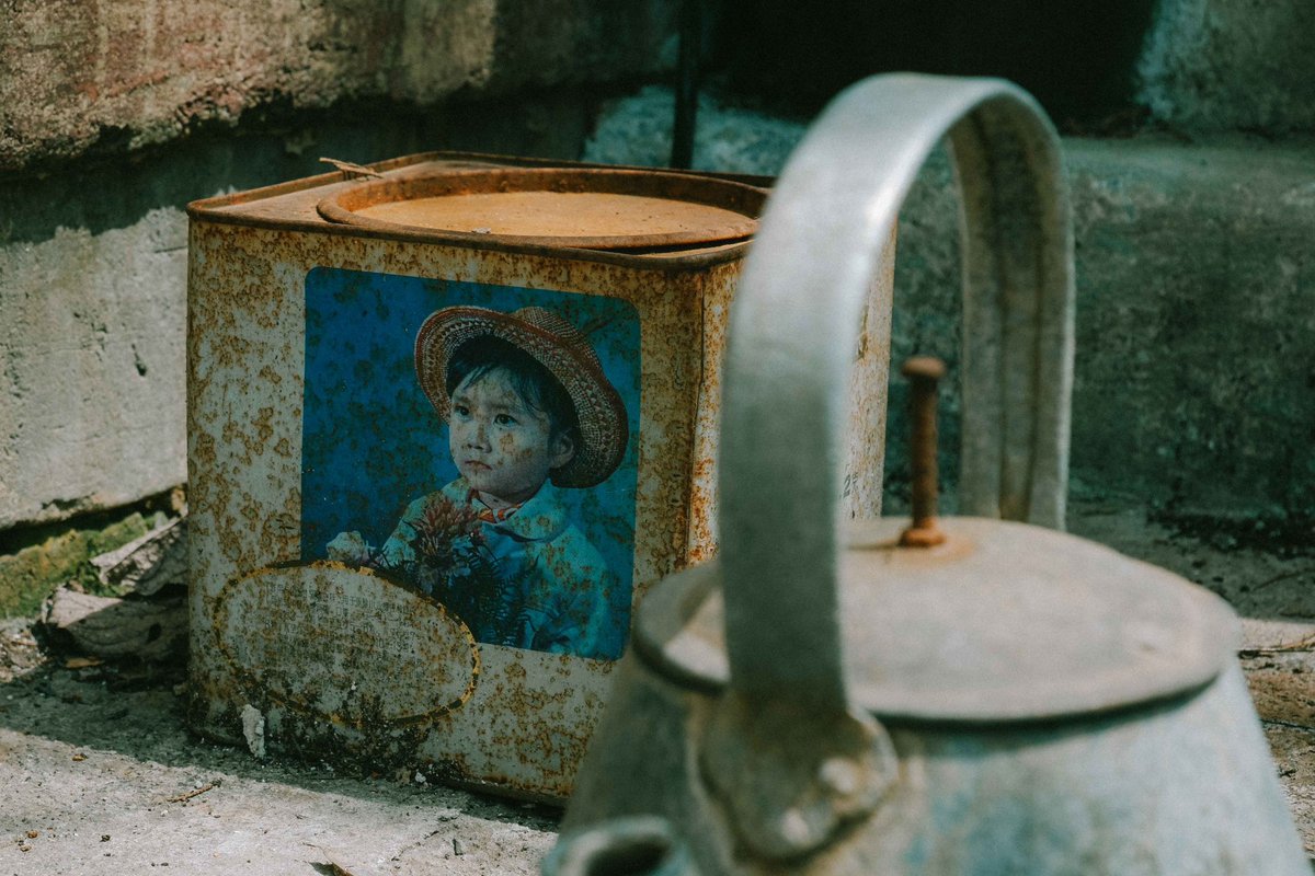 Okahida's tweet image. Random Visual : 54/365

Short trip to TongLu, a 4-hour drive village from Shanghai, we visited ShiShe Village and tracked the first hiking route of Maling Gudao

#randomvisual
#okanyekrek
#tonglu 
#fujixseries