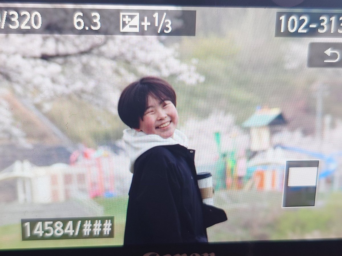 朝活しました。
桜と息子とさくら公園🌸

ローソンでカフェラテメガサイズ頼んで一緒に飲もうと思ったら全部飲まれた🥹笑

そんな息子は女の子に間違われてました。

#早くデータ取り込みたいのにケーブルがないどこ行った

#美祢