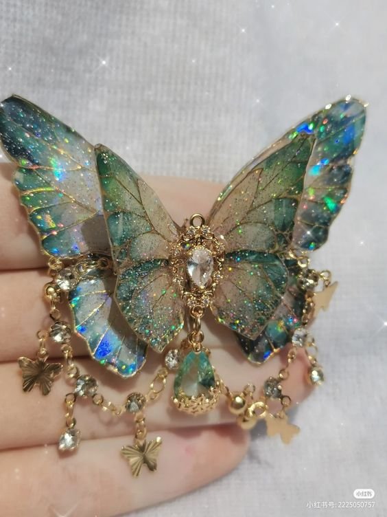 heart_jpg's tweet photo. butterfly clips https://t.co/UOpPRY0KjA