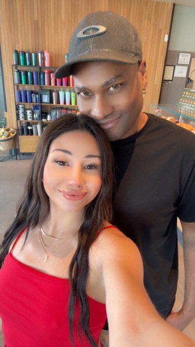 Watch Slay Kay's leaked NSFW photo on TwXstars