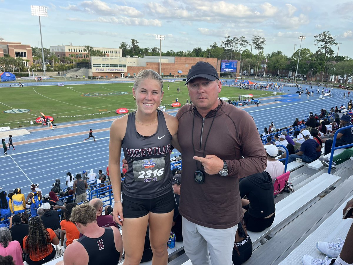 Brynn Buelow SMASHES her own school record in the 400m with a 55.91 @ the University of Florida Pepsi Relays!
This Eagle is flying — and she’s not done yet!
#NewSchoolRecord #BrynnBuelow #PepsiRelays #TrackAndField #NicevilleStrong <a href="/todd_brigman/">Todd Brigman</a> <a href="/NicevilleEagles/">Niceville Eagle Athletics</a> <a href="/CoachWebb1337/">Coach Emily Webb</a>