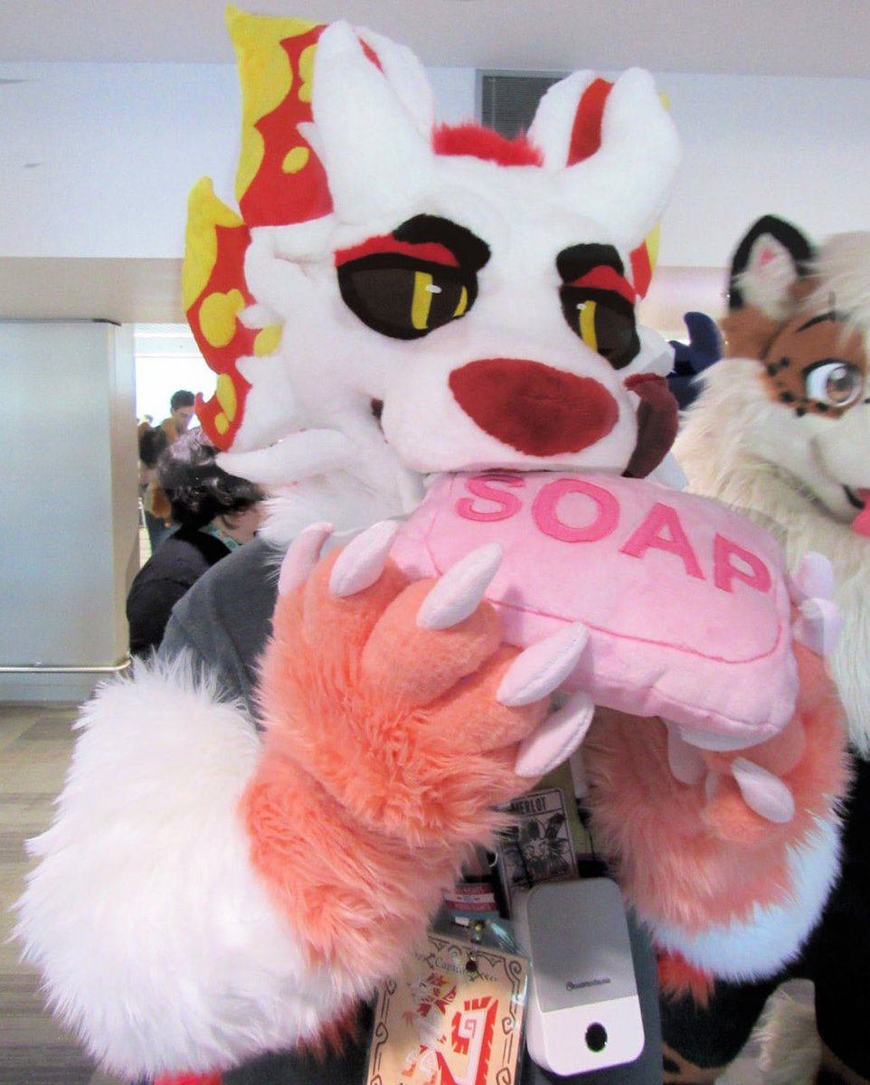 With the new update for wilds being out, please remember:

Every Mizutsune you hunt gives me a stacking revenge damage boost

Needless to say, my tail slams are gonna make tempered Mizu’s one shot feel like getting slapped by a piece of paper

#MonsterHunter #Mizutsune #furry