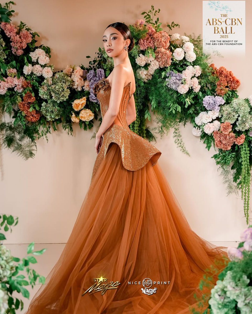 mylovekirito's tweet photo. When you can do both.
That's Queen Kabogera Maymay 

#MaymayEntrata @maymayentrata07
#ABSCBNBall2025

Princess.                 Queen https://t.co/uEKbgaDGav