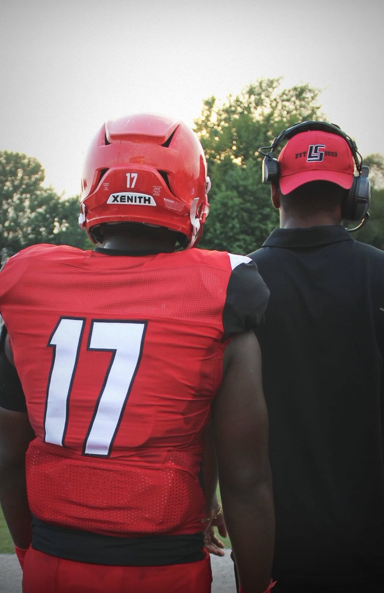 JT_17_27's tweet photo. https://t.co/amBywpJQiC James Taylor Jr Class of 2025 Highlights https://t.co/rXdCPFbJIo