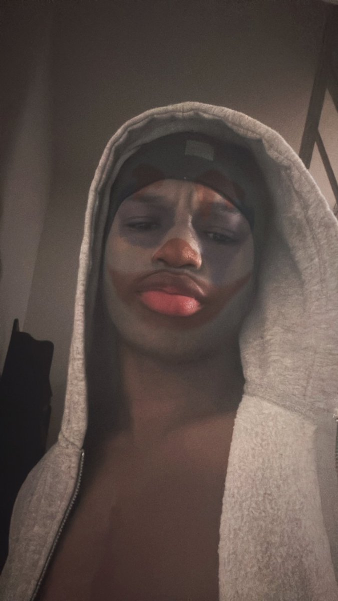 k3xay's tweet photo. Clown🤡 https://t.co/OZV6lvNgeY