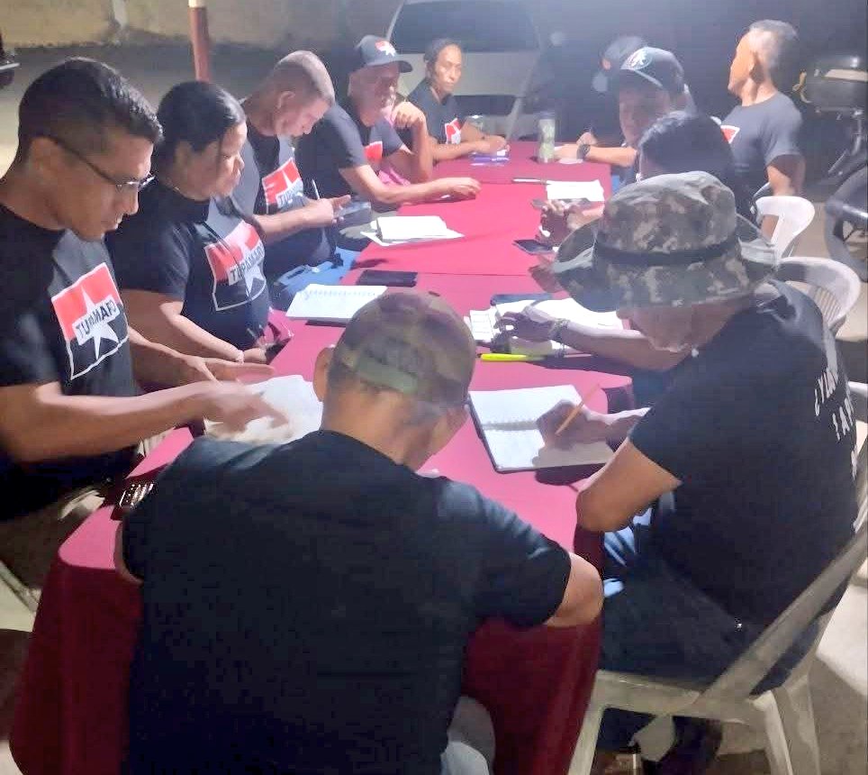 🔴⚫ Secretariado del bloque Oriental 📝

En pro de realizar la revisión del trabajo realizado en el primer trimestre del 2025, desde el Municipio San Juan de Capistrano del Edo Anzoategui se desarrollo el primer secretariado del <a href="/OrienteMRT_/">Bloque_OrienteMRT</a>.

#TupamaroEjemploDeLucha