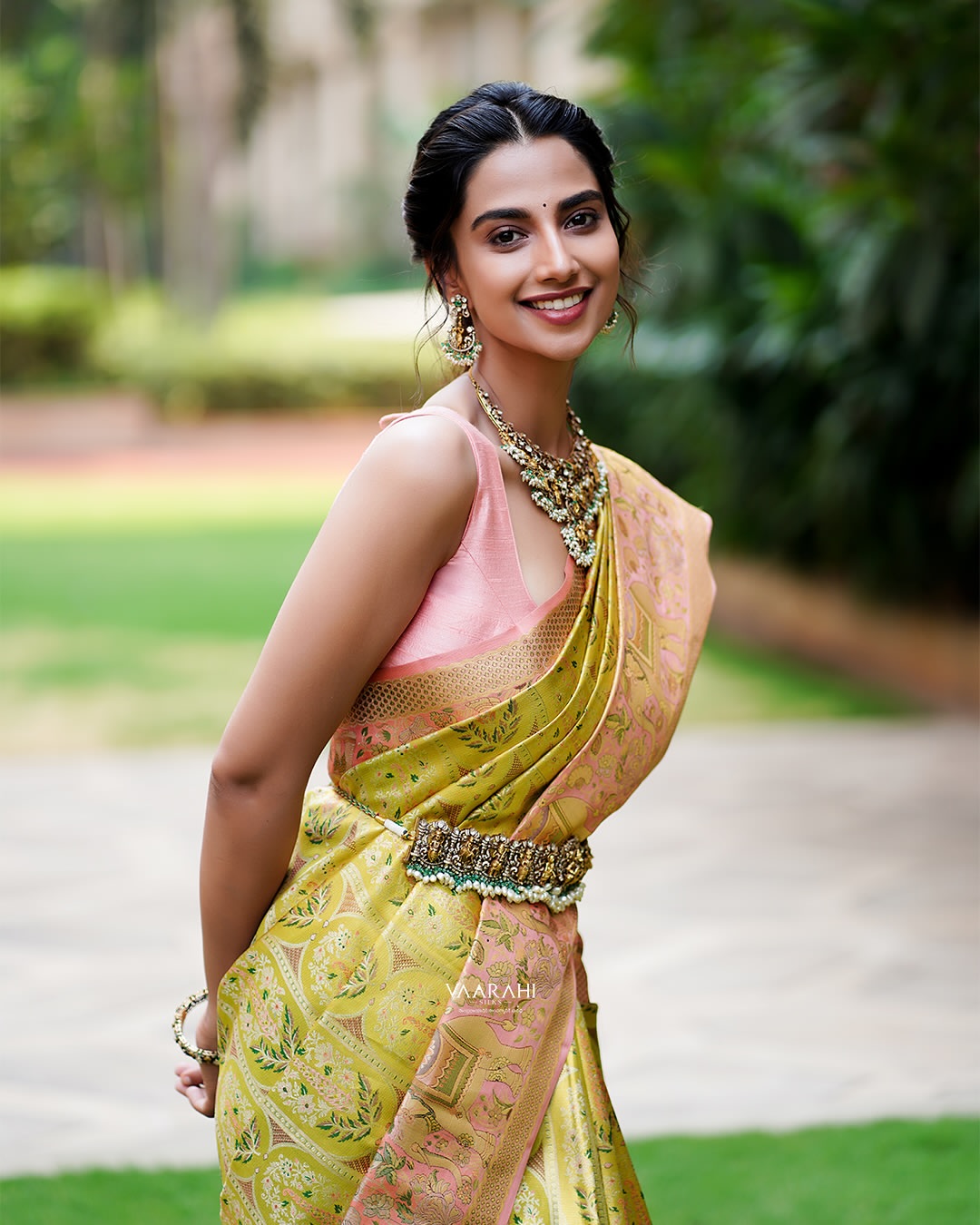 Gnu5GU5WUAA_oyD?format=jpg&name=large