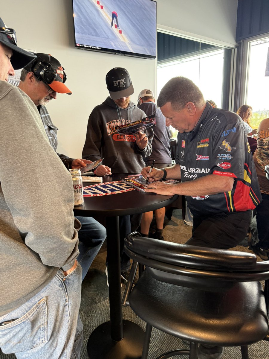 JimCampbellFC's tweet photo. 2025 #nhra #winternationals photo album. πππ#missionfoods #jimcampbellracing #jrdragsters #pomona #california #dragracing #goodtimes #futureofdragracing #nascar #formula1 #indycar #purexhale #redlineoilracing #scottparks #gofast #motorsportscurated #jfr #fastjackbeckman #wallyparksmuseum
