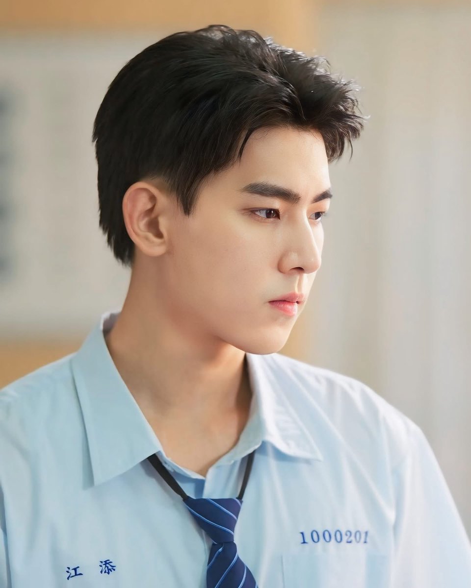 Good Saturday morning! Wishing you a day full of good things.🥰❤️

#BanjaminTsang #LiuDongqin #曾向鎮 #刘冬沁 #TheOn1yOne #某某 #ใครบางคน #ZengXiangChen #EricZayn