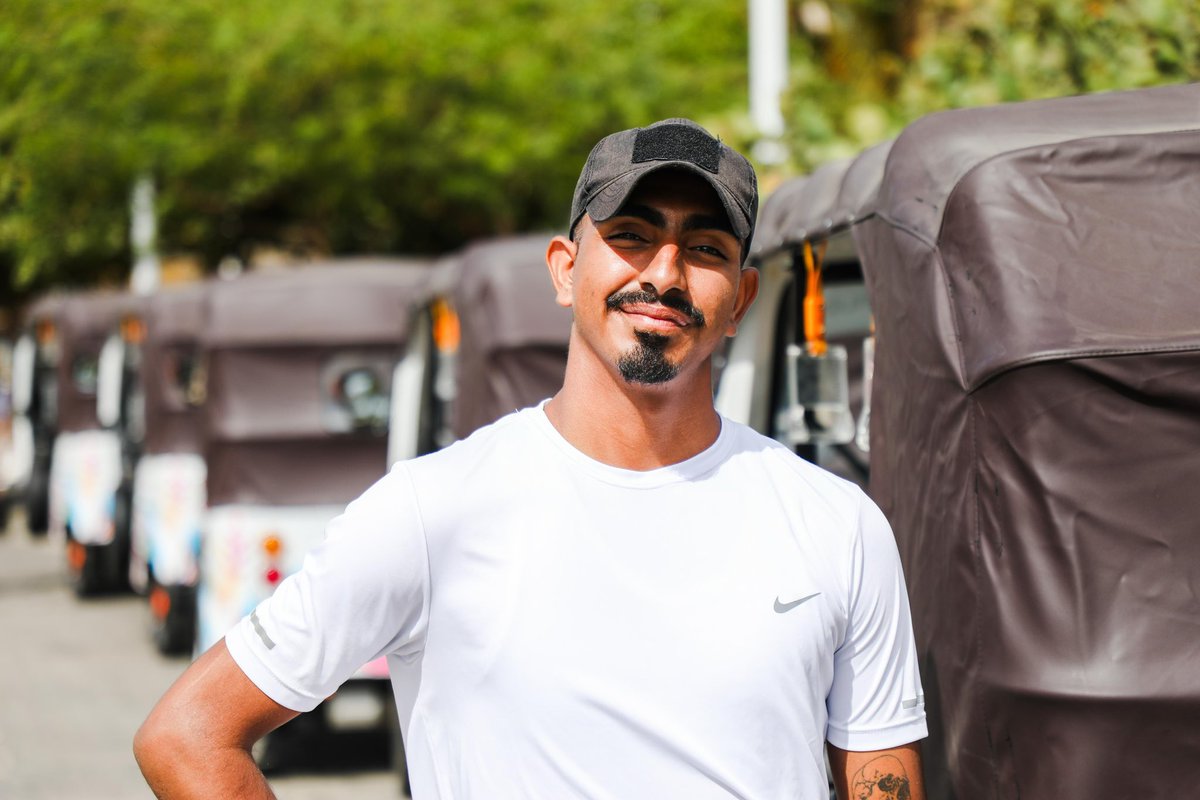fonturcol's tweet photo. 2/3 @FondoFenoge entregó 18 carros eléctricos en Riohacha que con el apoyo del @MincomercioCo, a través de @Fonturcol, serán usados para fortalecer el turismo sostenible en la región, reducir emisiones y cuidar nuestros ecosistemas 🌿♻️. #TurismoResponsable también es usar energías limpias.