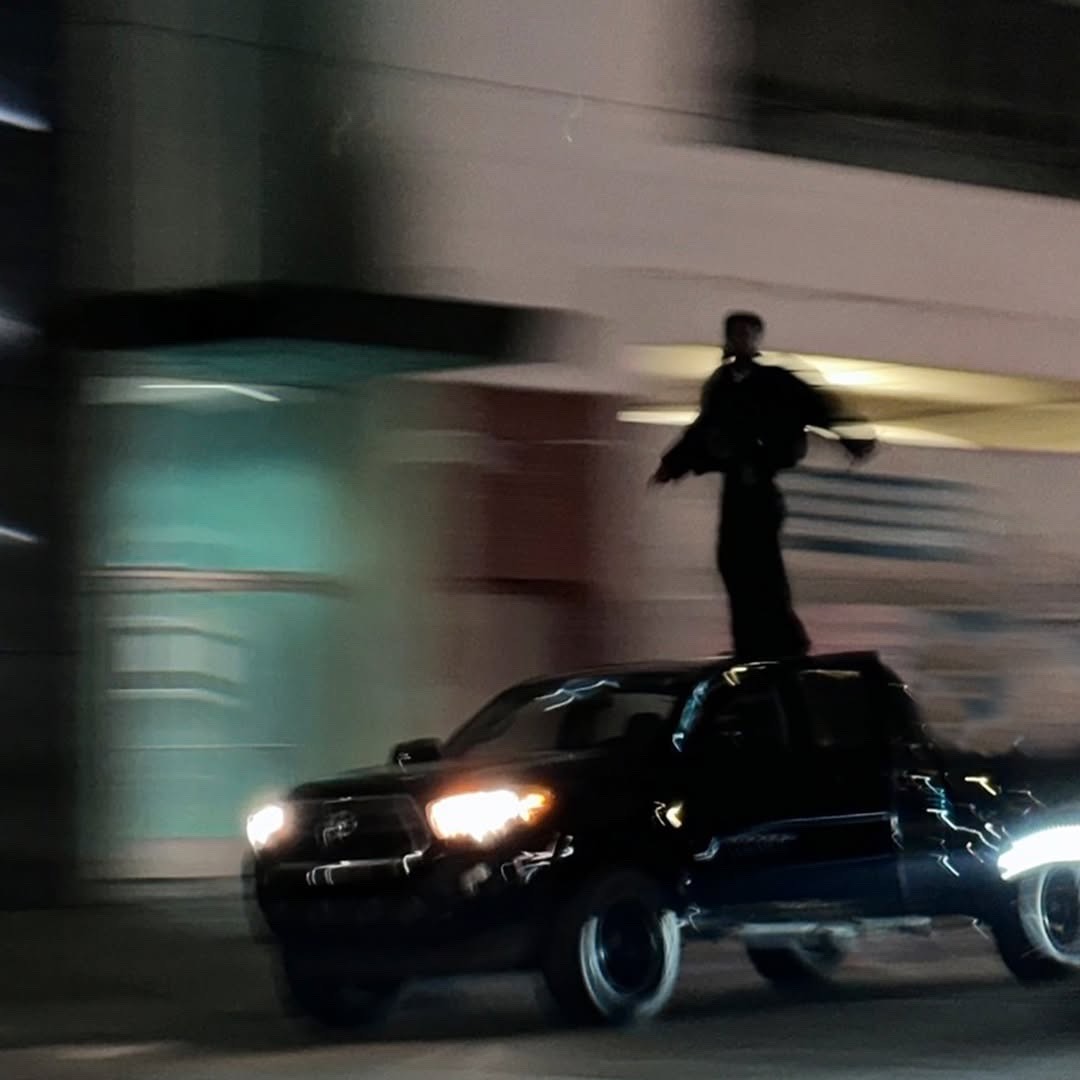 just pics tweet media