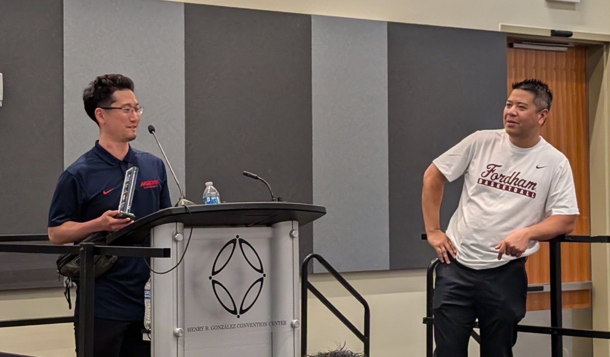 The 2025 Asian Coaches Association Coach of the Year Award goes to Arizona Asst. Coach, Ken Nakagawa.

#Big12