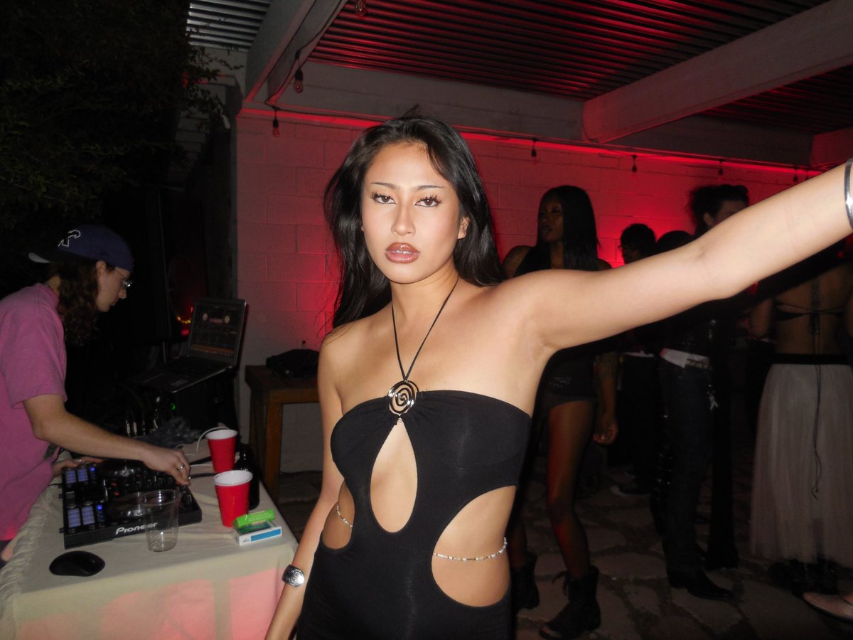 bring back REAL house parties. dancing. PLEASE