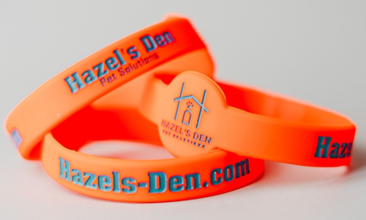 s2cllc's tweet photo. Hazel's Den custom promotional products from https://t.co/iEq77WyHee

#Subject2Change 
#s2cis20
#HazelsDen 
#PromotionalProducts 
#Raleigh 
#DogDad https://t.co/sKaasuTckV