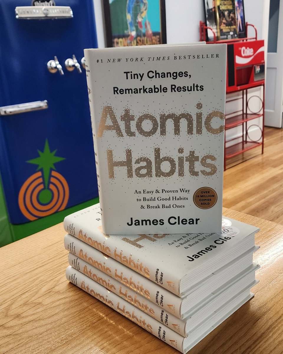 Hot off the press, we're kicking off our book club with Atomic Habits by <a href="/JamesClear/">James Clear</a>. We’re ready to learn how small, powerful habits can fuel big results in all areas of life. What books should we add to our list? 📖
#paragondigital #bookclub #atomichabits #workbookclub
