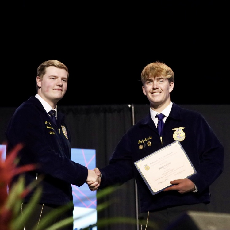 ElmCreekBuffs's tweet photo. Session 6 - Congratulations to these Seniors who earned their FFA State Degrees
Brody Schopke, Brenna Fouts, Maranda Bowker and Ashley Bauer https://t.co/GV0jFCAkdX