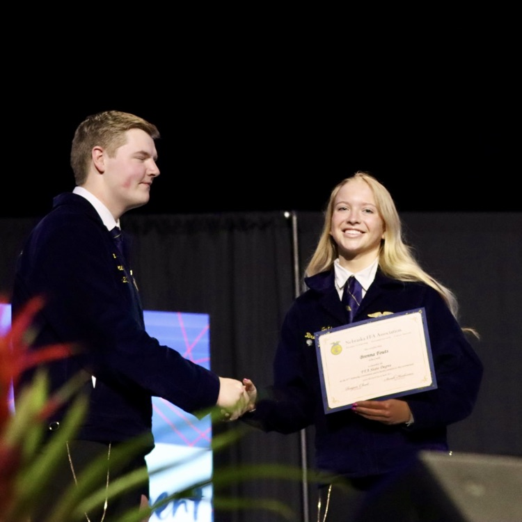 ElmCreekBuffs's tweet photo. Session 6 - Congratulations to these Seniors who earned their FFA State Degrees
Brody Schopke, Brenna Fouts, Maranda Bowker and Ashley Bauer https://t.co/GV0jFCAkdX