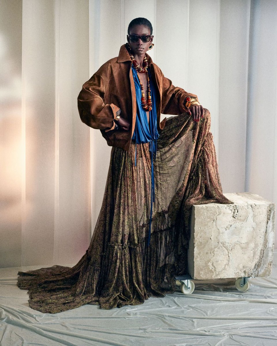 LDNfashion's tweet photo. #TrendAlert: Deep, rich browns are emerging as a defining colour trend this season, evoking warmth, sophistication, and timeless elegance. https://t.co/nFHbeWh5TL