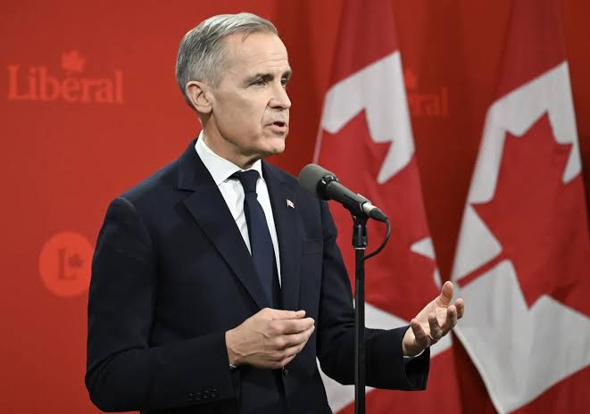 AbrahamT_25's tweet photo. Canada Claps Back At Trump Tariffs Decision

Prime Minister Mark Carney speaks about tariffs during a news conference on Parliament Hill in Ottawa on Thursday April 3, 2025.

Continue Reading... >>>  https://t.co/vswPMuOXR7 https://t.co/W91DkDftYv