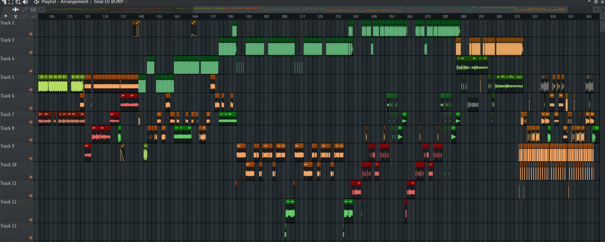 vitortonight's tweet photo. 2GB de arquivo pra 10 min de mix. https://t.co/NW5PcKqtyr