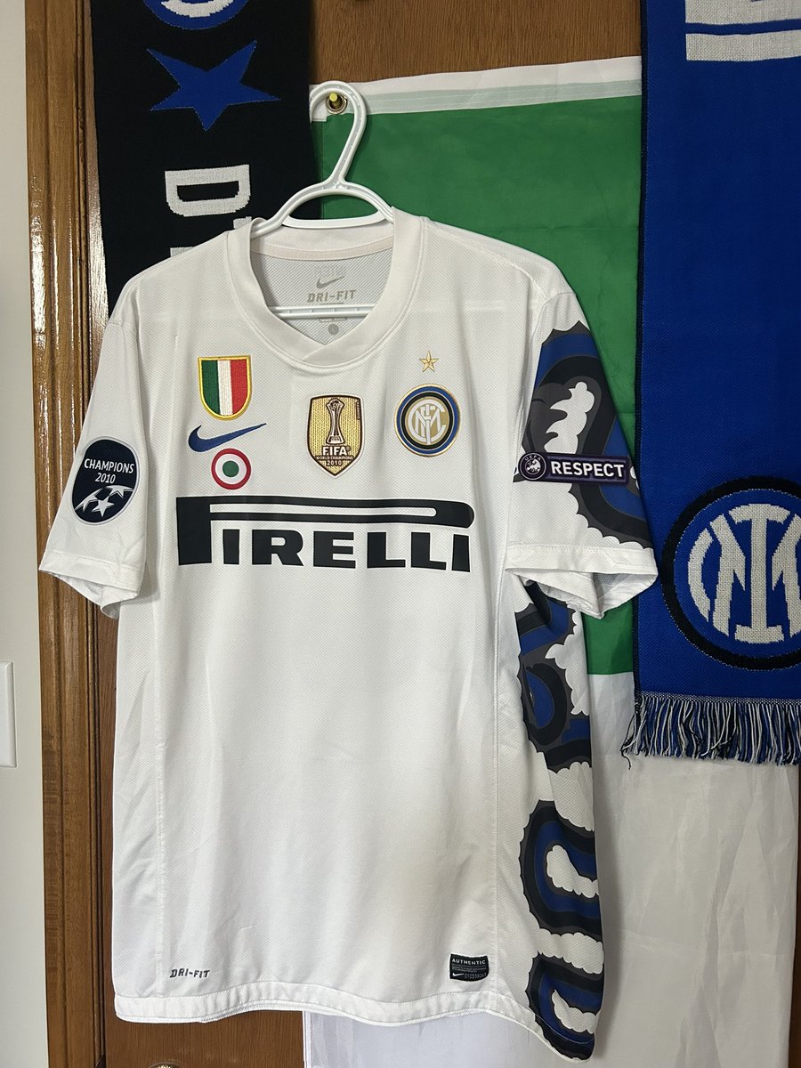 IManthferro's tweet photo. Sent in this 2010/11 Inter shirt to @kit_revival (on IG) to have the cracked Pirelli sponsor restored…. Figured while hes at it he could add a nameset and all the patches… my world has been rocked😍🔥 #Grail #TrebleDreaming 💭🖤💙 https://t.co/0PPyoJXfgo