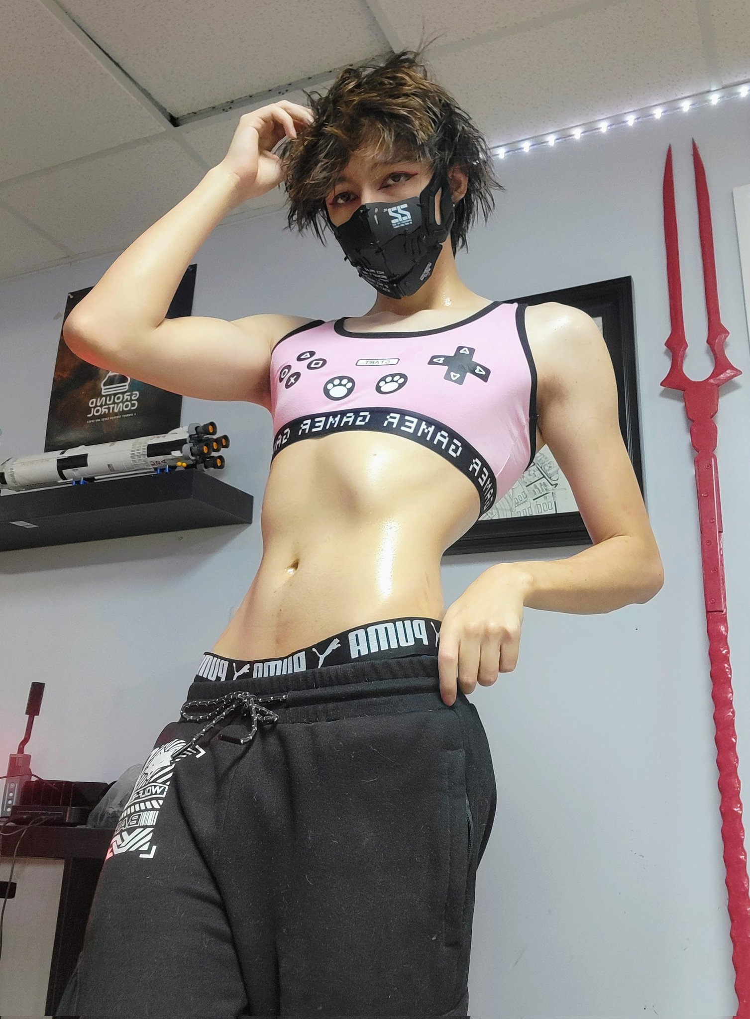 willzoneium on X: Oiled up for femboy friday stream today :3  t.couNrdHd1CFg  X