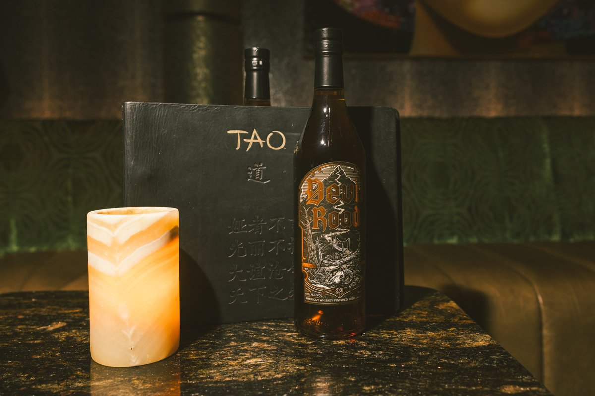 devilroad92's tweet image. The lights were low, the energy was high, and the whiskey was flowing. TAO Chicago, let’s do it again. 🔥 #DevilRoadWhiskey #TheDevilMadeMeDoIt