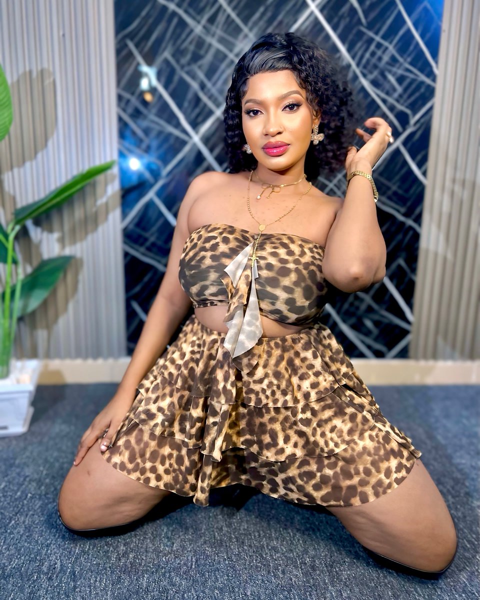 Upewe 50k Leo au ubaki na Mimi nikuchekeshe,utachagua  nini😍