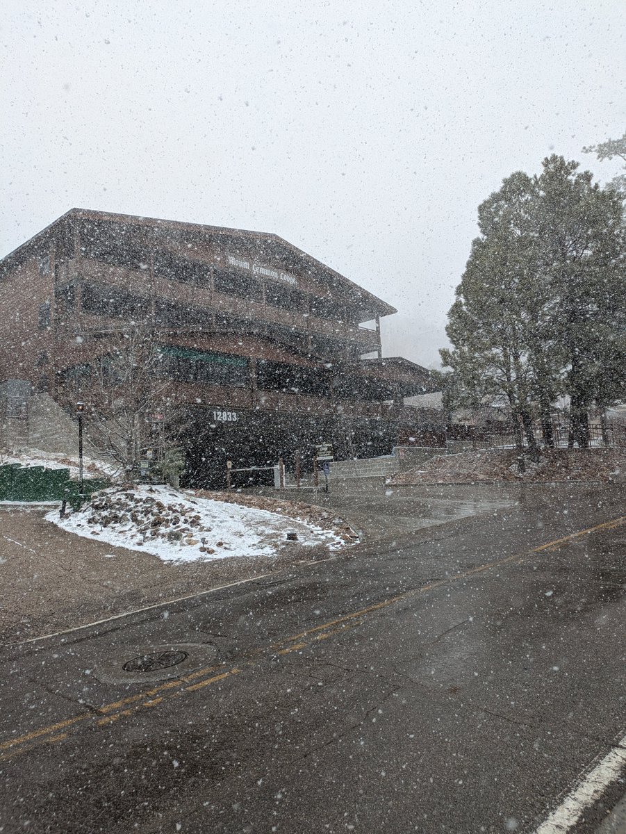 JKAlexand's tweet photo. @NWSTucson Lovely light snow in Summerhaven at 10am this morning. https://t.co/uK9AgK7Zzn