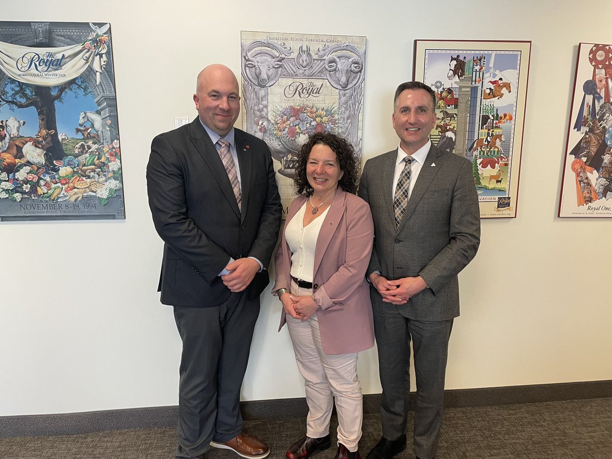 Drew Spoelstra (@drew_spoelstra) on Twitter photo Really enjoyed meeting with Minister of Agriculture <a href="/TrevorJonesCKL/">Trevor Jones</a> earlier this week to discuss the opportunities and challenges on the farm and how together, we can drive the sector and the economy forward. <a href="/OntarioFarms/">Ontario Federation of Agriculture</a> looks forward to a great partnership. #ontag #growag Really enjoyed meeting with Minister of Agriculture <a href="/TrevorJonesCKL/">Trevor Jones</a> earlier this week to discuss the opportunities and challenges on the farm and how together, we can drive the sector and the economy forward. <a href="/OntarioFarms/">Ontario Federation of Agriculture</a> looks forward to a great partnership. #ontag #growag