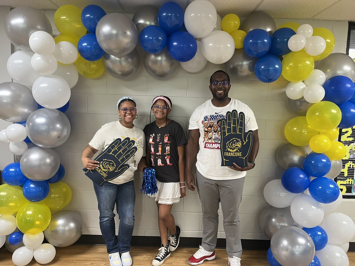 Sadé Maxie tweet media