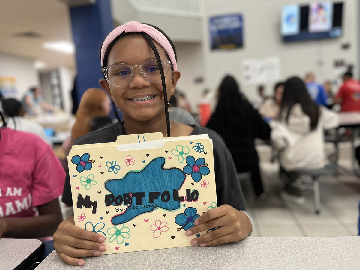 Sadé Maxie tweet media