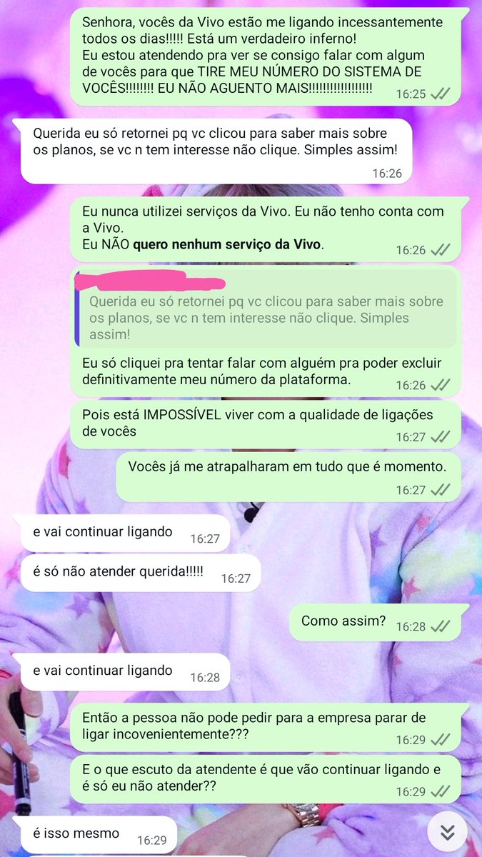 Gente, eu tô recebendo dezenas de ligações da <a href="/vivobr/">Vivo</a> e tenho atendido pra ver se consigo falar com um atendente pra tirarem meu número do sistema, sei lá... Mas olha como essa atendente me respondeu 🤡🤡🤡 que palhaçada viu!