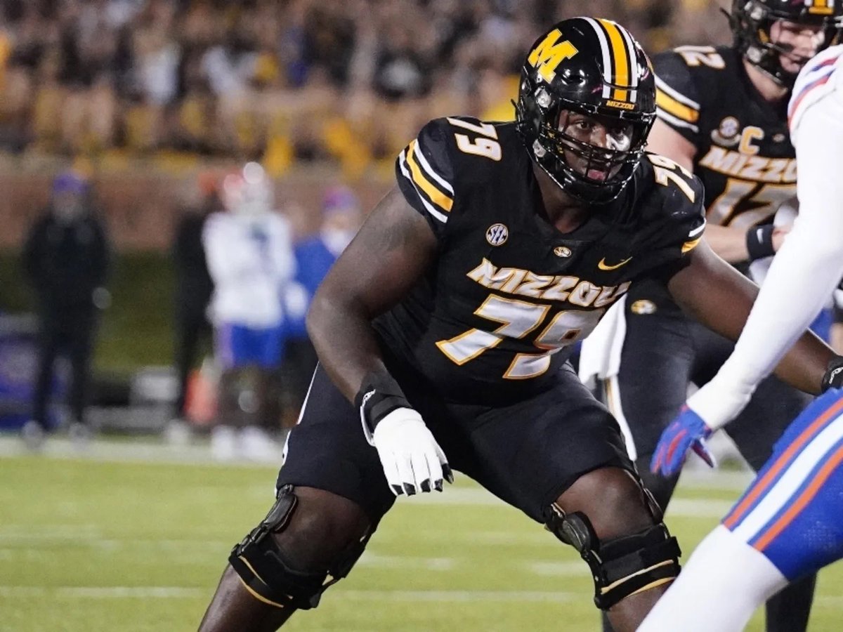 Landry Brede (@thelandrybrede) on Twitter photo After talking with <a href="/CoachBoylan13/">Brendan Boylan</a> I’m extremely blessed to receive an Offer from <a href="/MizzouFootball/">Mizzou Football</a> ‼️ #MIZ
<a href="/JAbercrombie51/">Jack Abercrombie</a>
<a href="/CoachJonesB/">Brandon Jones</a>
<a href="/CoachDrinkwitz/">Eliah Drinkwitz</a>
<a href="/Coach_MattGray/">Matt Gray</a> After talking with <a href="/CoachBoylan13/">Brendan Boylan</a> I’m extremely blessed to receive an Offer from <a href="/MizzouFootball/">Mizzou Football</a> ‼️ #MIZ
<a href="/JAbercrombie51/">Jack Abercrombie</a>
<a href="/CoachJonesB/">Brandon Jones</a>
<a href="/CoachDrinkwitz/">Eliah Drinkwitz</a>
<a href="/Coach_MattGray/">Matt Gray</a>