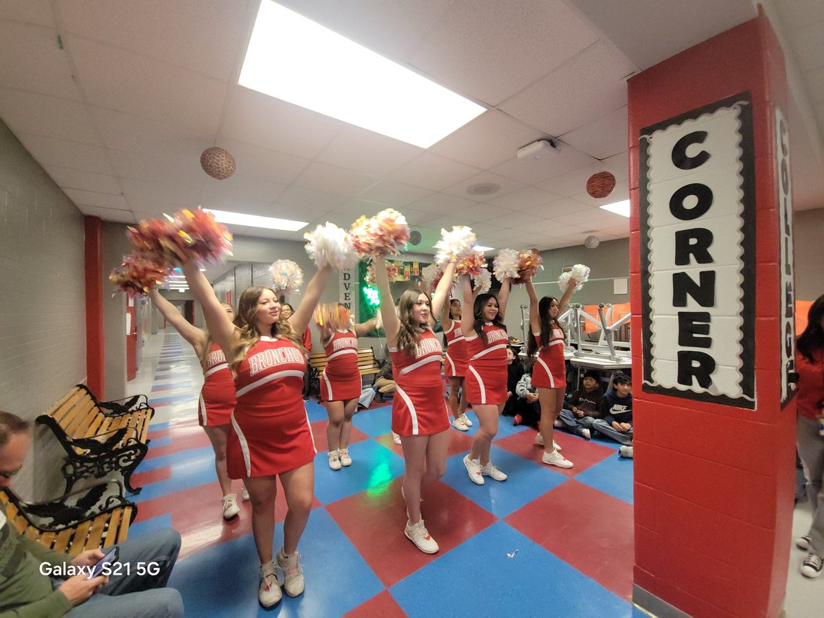 Coach Hartman tweet media