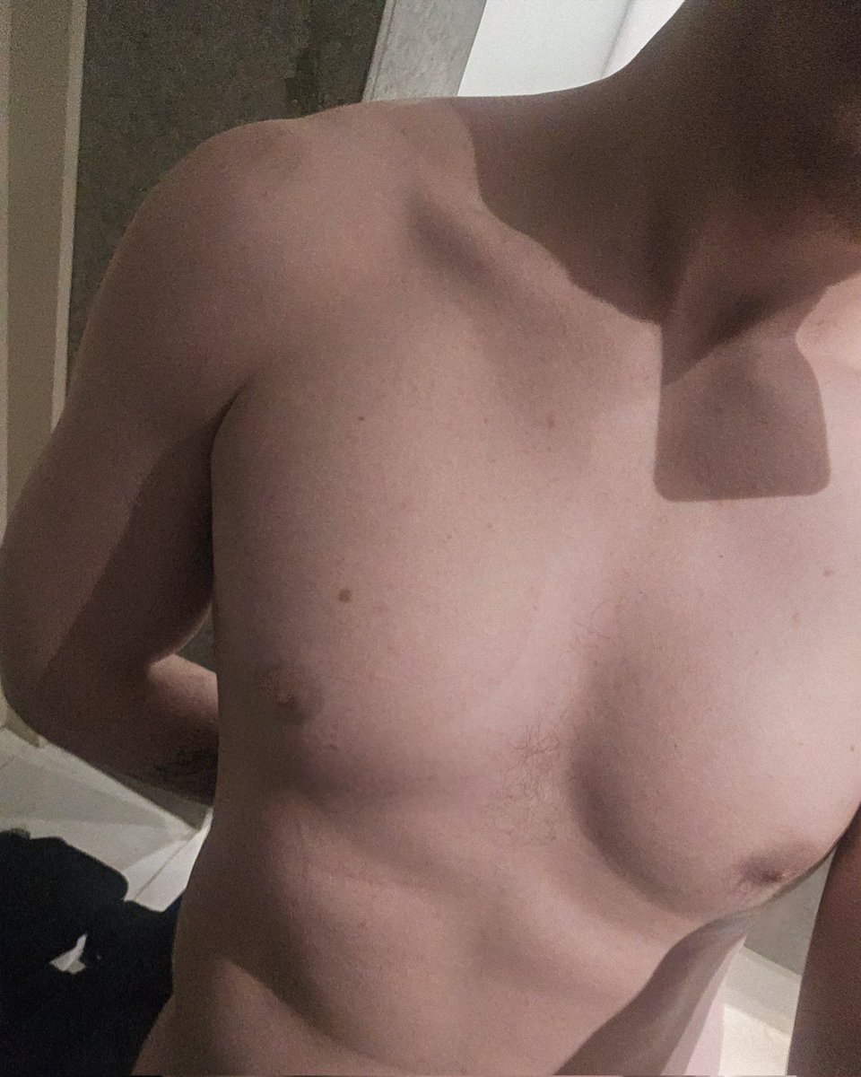 my breasts are coming in 💪