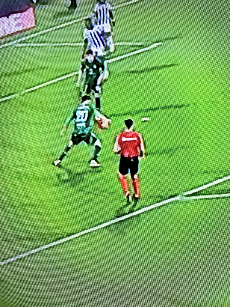 La noche del 4 de abril de 2025 tuvo lugar una de las actuaciones arbitrales más bochornosas del fútbol español.