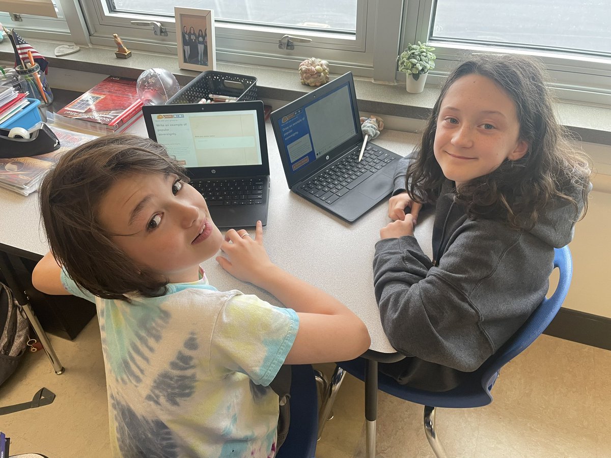 Mrs. Milar (@fw5thgrade) on Twitter photo We had an awesome week of learning! We tied in some art this week to connect to our Constitution unit. Check it out, <a href="/FWE_Art/">FortWrightArt</a>! 📝 🇺🇸 <a href="/FWE_AP/">Lauren Hughes</a> <a href="/FTWAckel/">Sarah Ackel</a> We had an awesome week of learning! We tied in some art this week to connect to our Constitution unit. Check it out, <a href="/FWE_Art/">FortWrightArt</a>! 📝 🇺🇸 <a href="/FWE_AP/">Lauren Hughes</a> <a href="/FTWAckel/">Sarah Ackel</a>