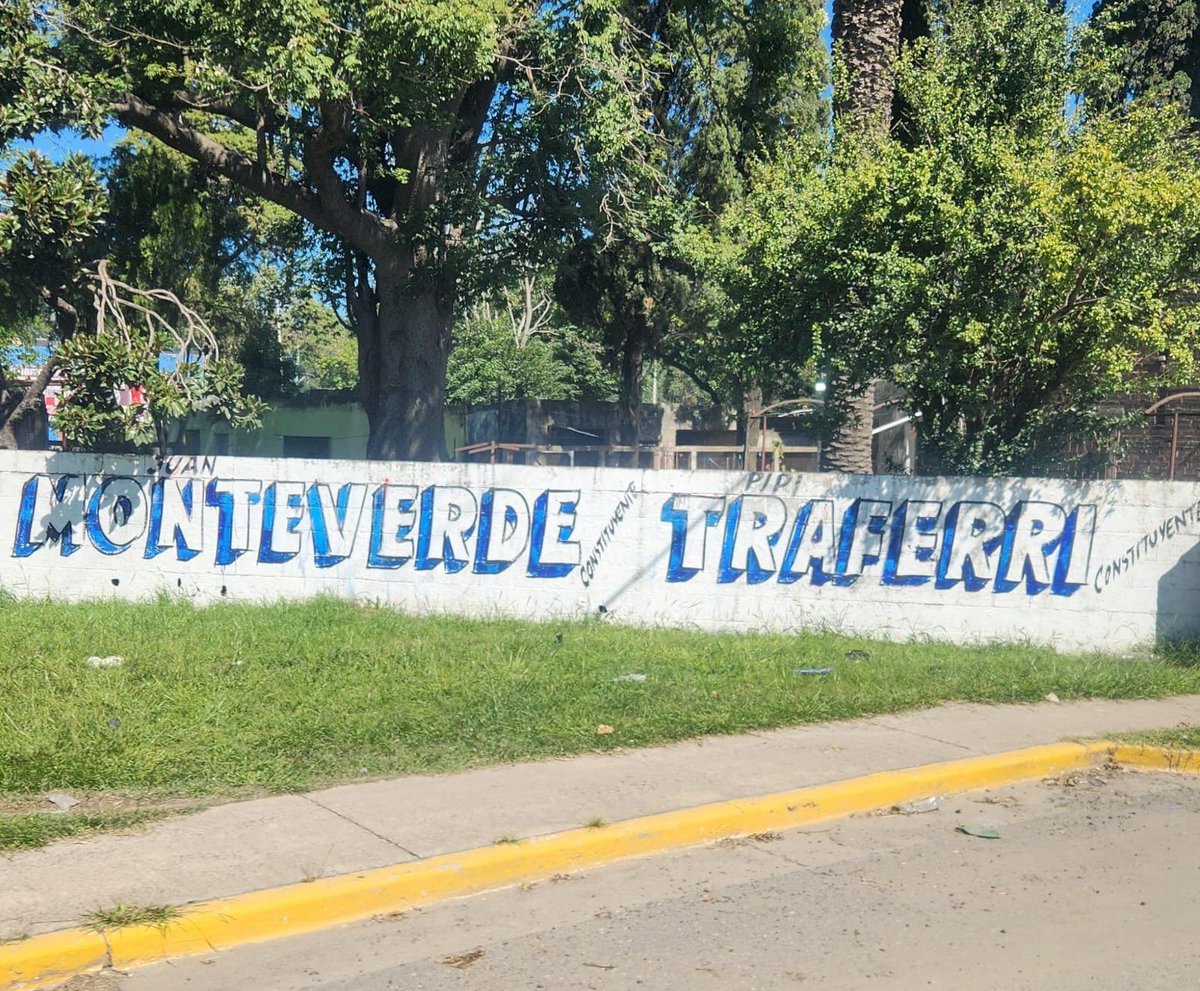 Uno que esta a favor de Los Juegos Clandestinos, y todo lo que sabe que representa Traferri, dice ser la renovacion. #Rosario