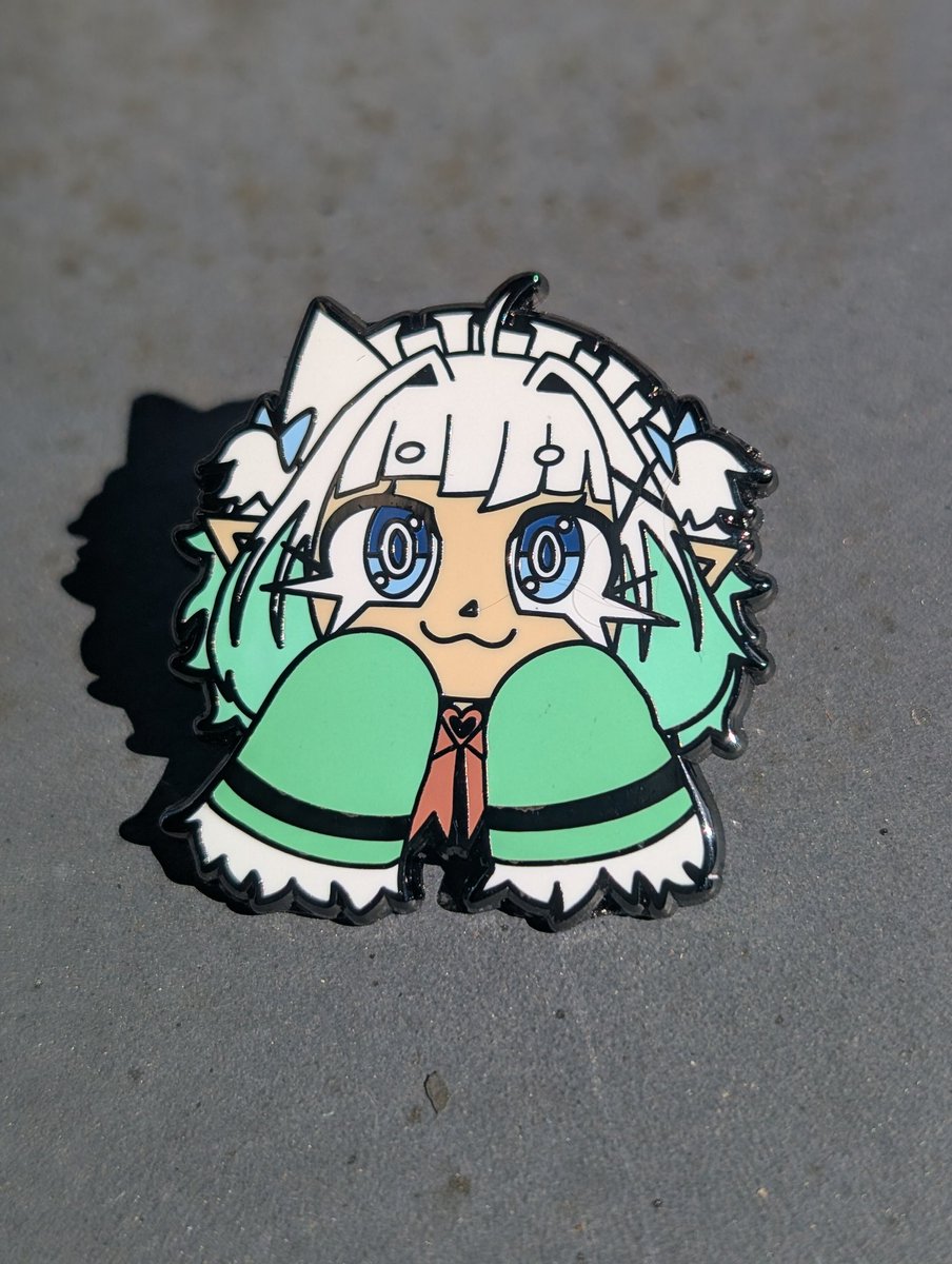 YumeTogeyo's tweet photo. My Mint enamel pins came in today!! They're so cute!! My first ever pin!! I've made!! 🥹
 Will have them 'outside' Offkai for $10 each!! #Fantography #MintFantome https://t.co/qoMuiQp884